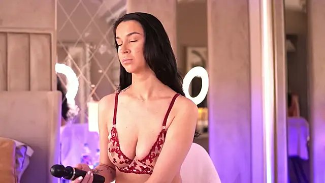 FrancescaDante online show from 02-25-26, 06:57