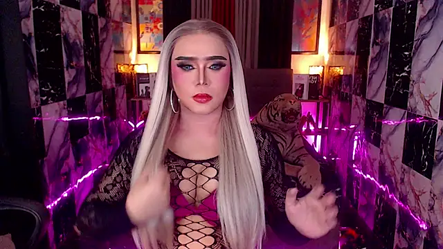 Seductivemeganxx online show from 01-17-26, 07:12