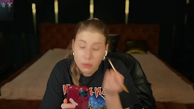 BadAfina online show from 10-10-25, 06:58