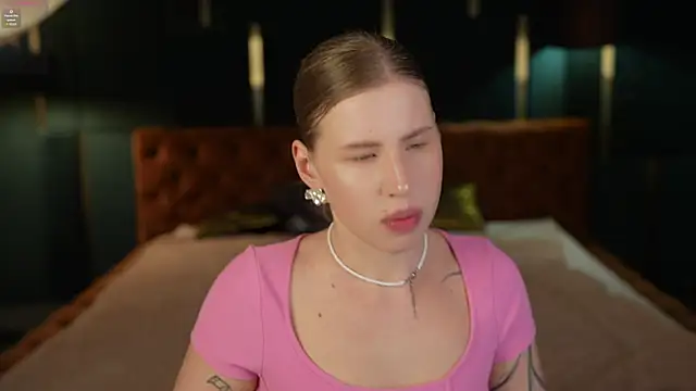 BadAfina online show from 09-28-25, 10:33