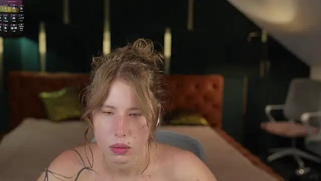 BadAfina online show from 09-18-25, 10:29