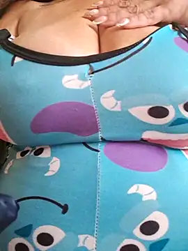 SinisterBabe online show from 10-19-25, 11:13