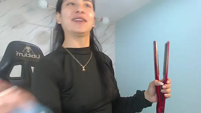 Snapshot of victoria_hernandez_t_ chatting on 07-08-26, 01:12 victoria hernandez t online show from 07-08-26, 01:12