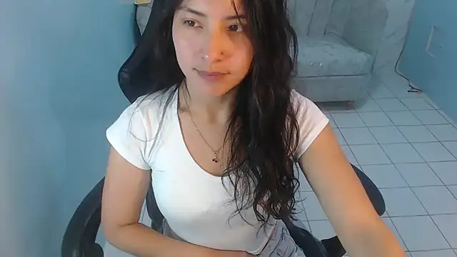 Snapshot of victoria_hernandez_t_ chatting on 05-23-26, 12:59 victoria hernandez t online show from 05-23-26, 12:59