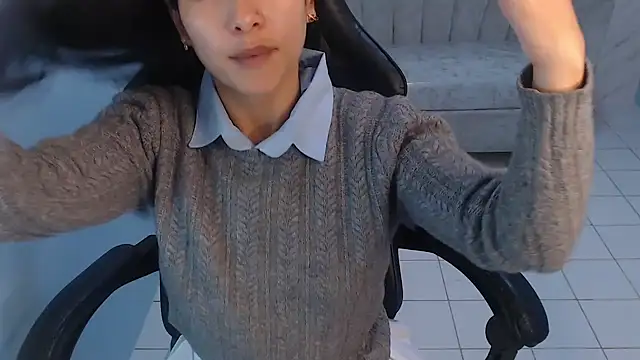 victoria hernandez t  online show from 04-02-26, 01:07