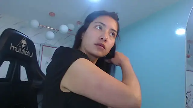Snapshot of victoria_hernandez_t_ chatting on 05-07-26, 01:14 victoria hernandez t online show from 05-07-26, 01:14