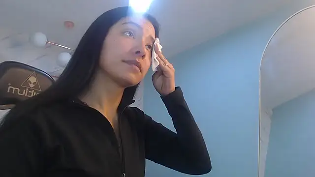Snapshot of victoria_hernandez_t_ chatting on 04-28-26, 01:04 victoria hernandez t online show from 04-28-26, 01:04