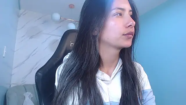 Snapshot of victoria_hernandez_t_ chatting on 05-11-26, 01:12 victoria hernandez t online show from 05-11-26, 01:12