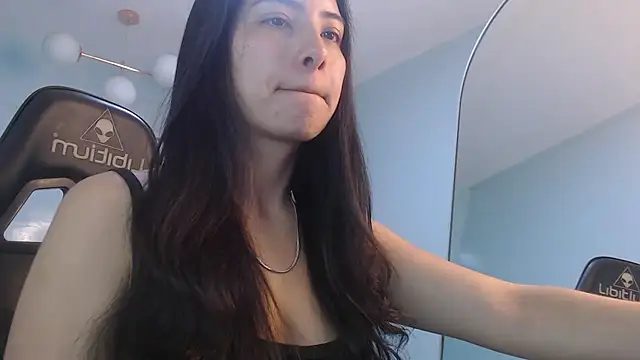 victoria hernandez t  online show from 02-26-26, 01:11