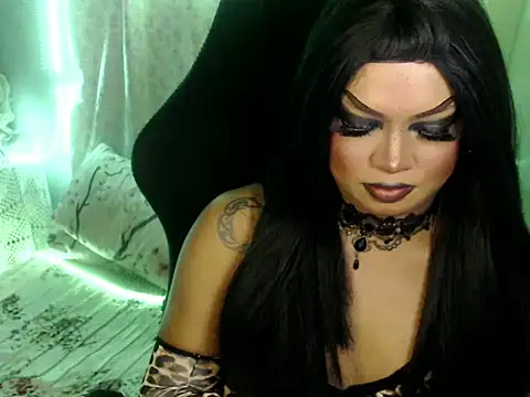 Snapshot of xxXMissCessXxx chatting on 06-09-26, 05:36 xxXMissCessXxx online show from 06-09-26, 05:36