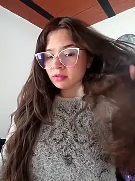 Snapshot of Isa_Acosta chatting on 09-15-25, 03:34 Isa Acosta online show from 09-15-25, 03:34