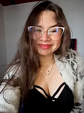 Snapshot of Isa_Acosta chatting on 09-17-25, 07:38 Isa Acosta online show from 09-17-25, 07:38