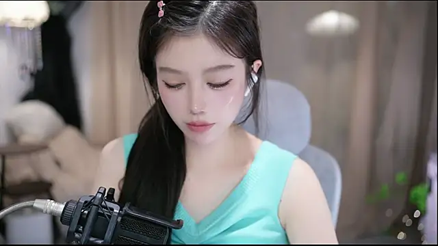 Snapshot of Fortune2Me chatting on 03-27-26, 08:26 Fortune2Me online show from 03-27-26, 08:26