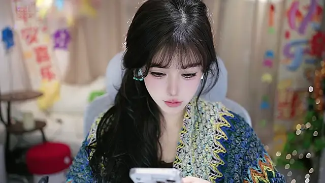 Snapshot of Fortune2Me chatting on 02-24-26, 02:56 Fortune2Me online show from 02-24-26, 02:56