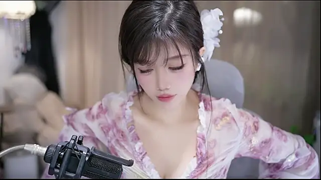 Snapshot of Fortune2Me chatting on 03-29-26, 04:47 Fortune2Me online show from 03-29-26, 04:47