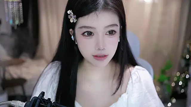 Snapshot of Fortune2Me chatting on 02-27-26, 04:23 Fortune2Me online show from 02-27-26, 04:23