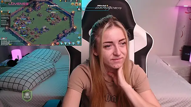 space danger online show from 11-28-25, 02:39