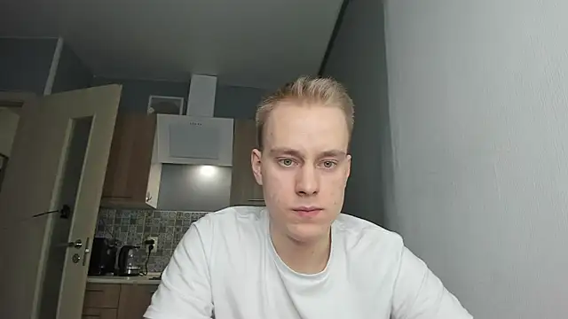 Kevin Young Cat online show from 12-17-25, 09:09