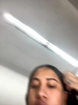 Leila  Saade online show from 10-14-25, 12:39