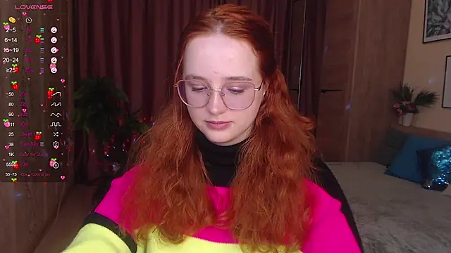 LunaSweet18 online show from 10-12-25, 11:44