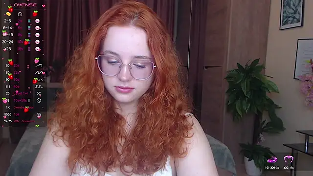 LunaSweet18 online show from 10-09-25, 11:33