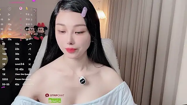 Xiatian520  online show from 03-25-26, 06:46