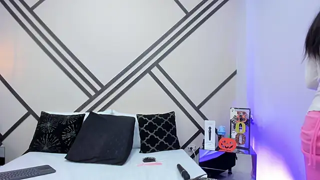 MadissonScotts online show from 10-29-25, 12:15