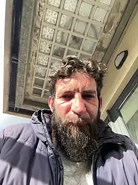 Michel huge online show from 05-12-26, 06:14
