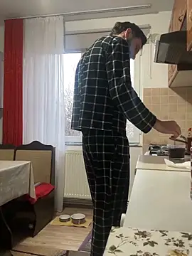 Michel huge online show from 03-01-26, 05:07