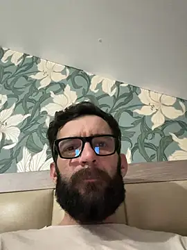 Michel huge online show from 02-06-26, 06:59