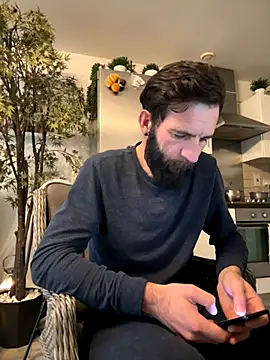 Michel huge online show from 11-19-25, 08:03