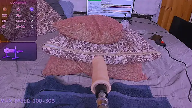 M I L F A online show from 05-19-26, 08:10