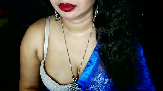 QUEEN SAKHI- online show from 04-22-26, 05:31
