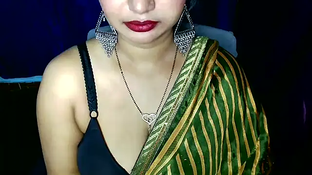 QUEEN SAKHI- online show from 06-17-26, 06:02