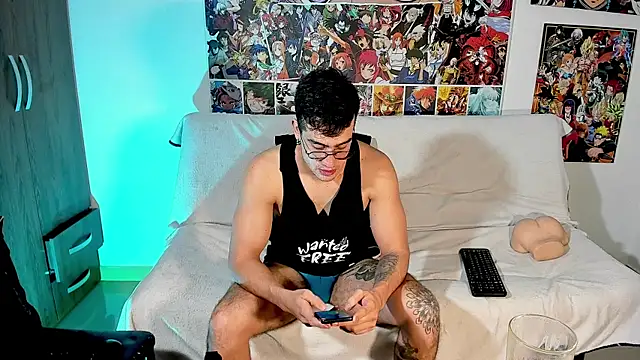 CamCumBoy online show from 01-08-26, 04:18