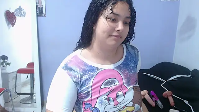 Snapshot of penelope_gucci1 chatting on 10-07-25, 11:55 penelope gucci1 online show from 10-07-25, 11:55