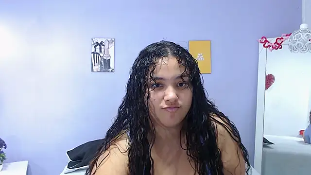 Snapshot of penelope_gucci1 chatting on 10-13-25, 11:56 penelope gucci1 online show from 10-13-25, 11:56