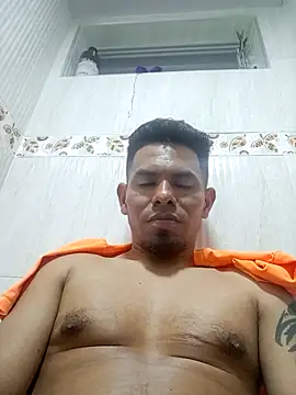 MI GERALD online show from 09-17-25, 04:03