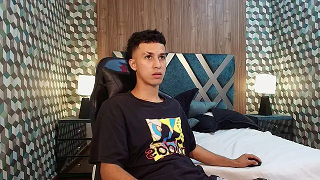 Marcus Jeron online show from 12-20-25, 12:46