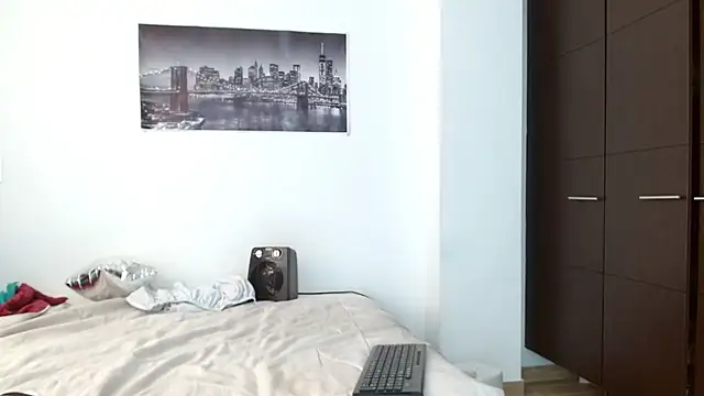 AntonyDAngelo25 online show from 10-22-25, 07:24