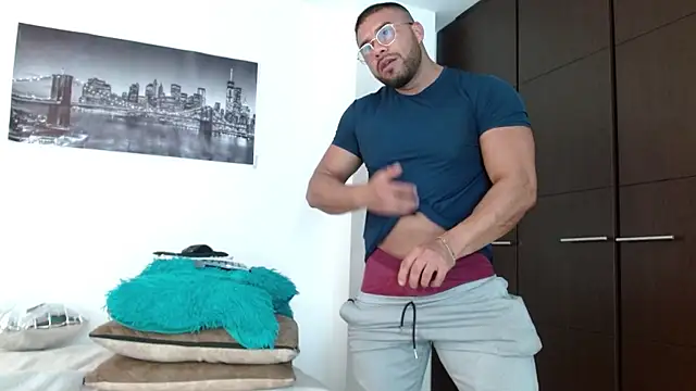 AntonyDAngelo25 online show from 10-06-25, 09:26