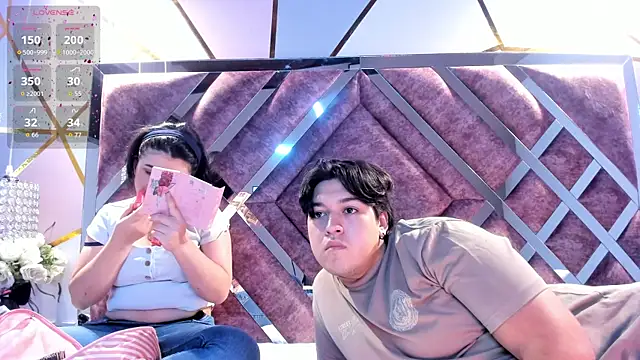 EmilyANDrew  online show from 11-24-25, 05:29