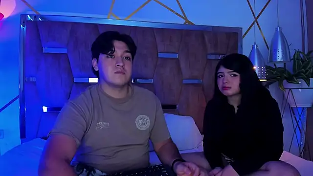 EmilyANDrew  online show from 11-13-25, 05:00