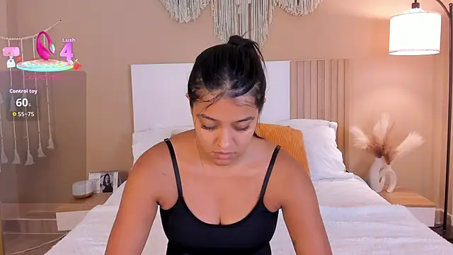 Camila Bustamante online show from 04-22-26, 02:35