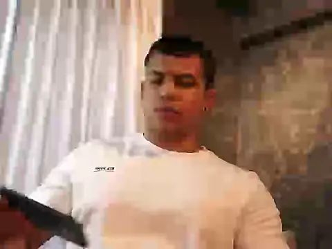 Thiago Valente online show from 10-30-25, 01:09