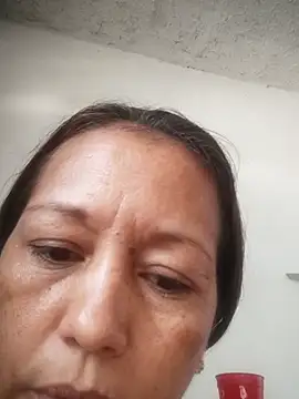 Snapshot of marinita13 chatting on 10-15-25, 07:33 marinita13 online show from 10-15-25, 07:33