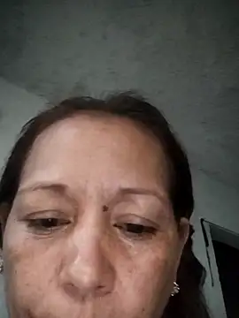 Snapshot of marinita13 chatting on 10-04-25, 10:33 marinita13 online show from 10-04-25, 10:33