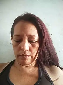 Snapshot of marinita13 chatting on 09-20-25, 03:28 marinita13 online show from 09-20-25, 03:28