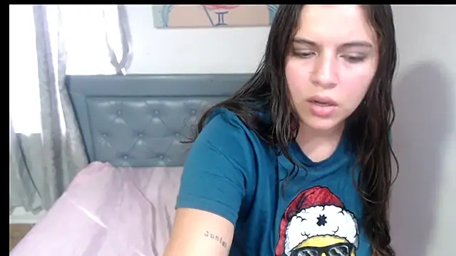 sarah aguilar online show from 11-22-25, 07:13