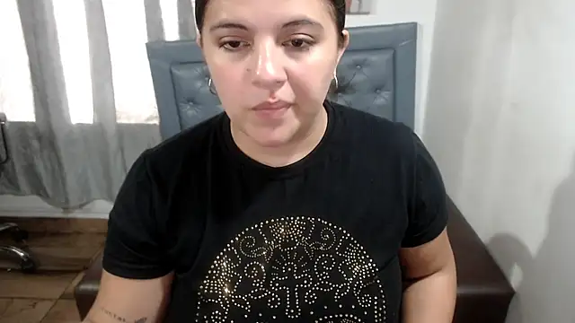 sarah aguilar online show from 05-21-26, 03:20